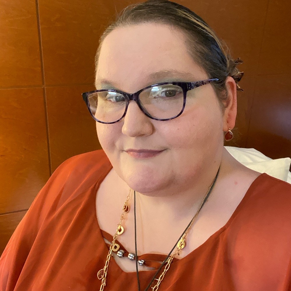 Meet your Posher, Tabatha